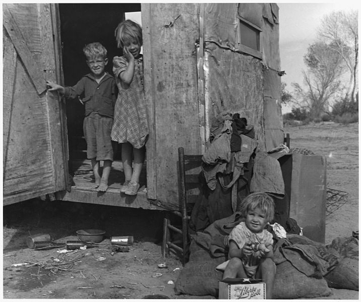 File:On Arizona Highway 87, south of Chandler. Maricopa County, Arizona. Children in a democracy. A migra . . . - NARA - 522526.jpg