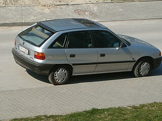 File:Opel Astra L 1X7A6333.jpg - Wikimedia Commons