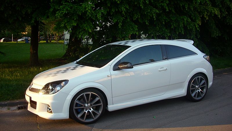 Opel Astra H OPC Nuerburgring EditionJPG  