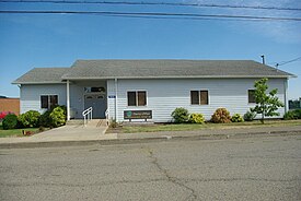 Дом возможностей и штаб-квартира школьного округа Шеридан, штат Орегон.JPG