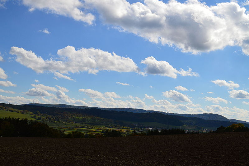 File:Panorama Chlyne Rande.JPG