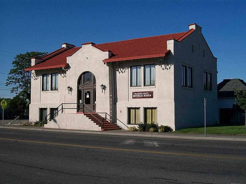 File:Pasco Carnegie Library.jpg