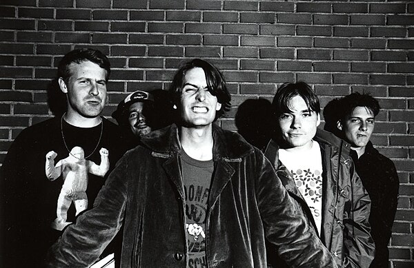 Pavement in 1993. From left to right: Bob Nastanovich, Gary Young, Stephen Malkmus, Mark Ibold, and Scott Kannberg.