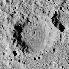 Perel'man crater AS15-M-2217.jpg
