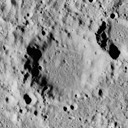 cratère Perel'man AS15-M-2217.jpg
