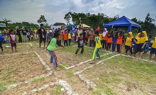 A few traditional Indian games have been noted for being similar to games throughout the Global Southeast, such as atya-patya, whose Indonesian varian