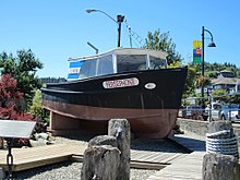 Persephone, in 2013 Persephone tug(9057203305).jpg