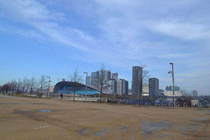 File:Queen Elizabeth Olympic Park (39590266822).jpg