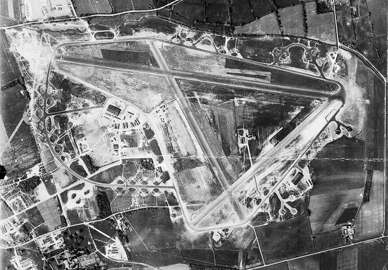 File:RAF Glatton - 9 May 1944 - Airfield.jpg