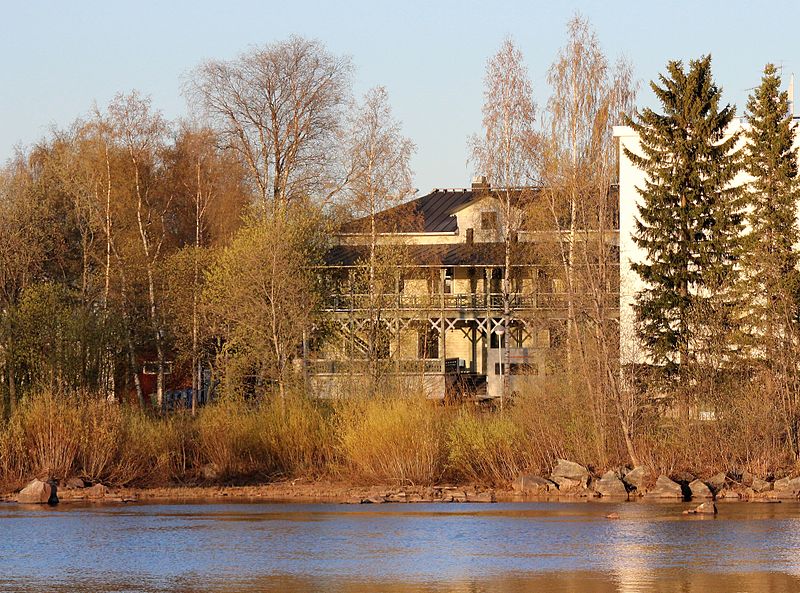 File:Raatti Community Center Oulu 20120521.JPG