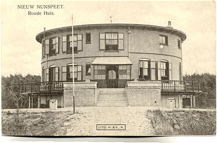 Postcard of the Round House Ronde Huis Nunspeet.jpg