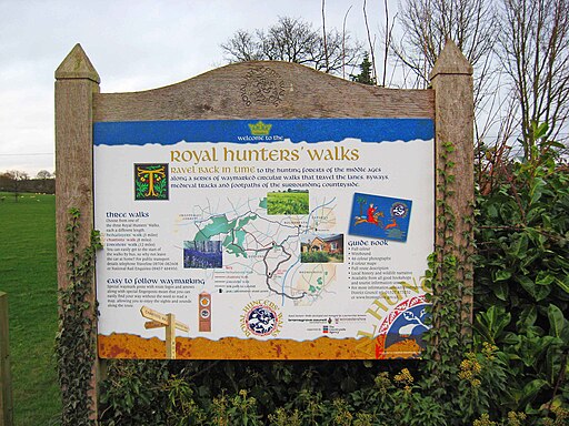 Royal Hunters' Walks information board, near Dodford - geograph.org.uk - 2746594