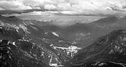 Miniatuur voor Bestand:Schin Gorge as seen from Tguma (1).jpg