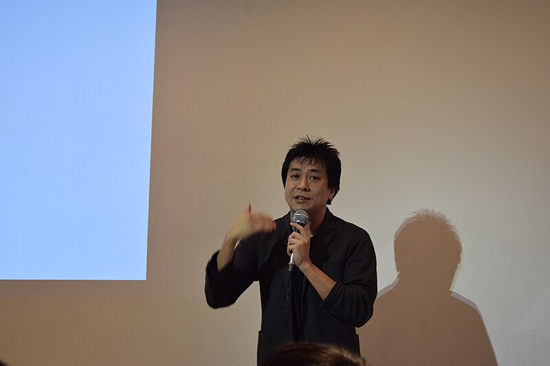 File:Shinya Uchida, magician and copywriter.jpg