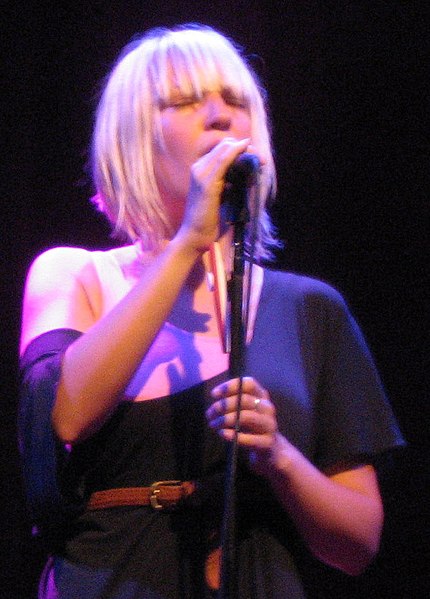 File:Sia Furler in concert (cropped).jpg