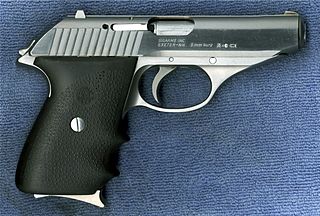 <span class="mw-page-title-main">SIG Sauer P230</span> Semi-automatic pistol