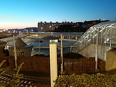 Station vu depuis la chaussée de Fleurus.(coucher de soleil)