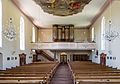 Blick vom Altar auf Orgel und Haupteingang