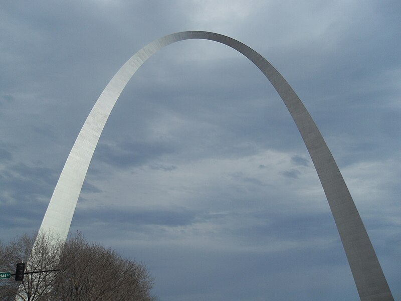 File:St. Louis Arch in St. Louis.JPG