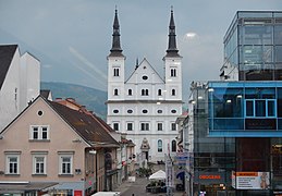 Stadtpfarrkirche Sankt Xaver in Leoben - panoramio.jpg