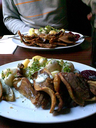 <span class="mw-page-title-main">Stegt flæsk</span> Danish pork dish