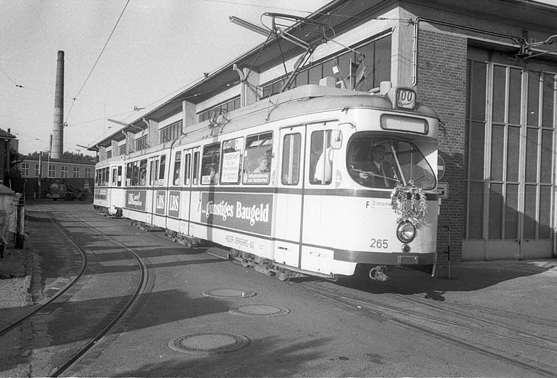 File:Straßenbahn zum 100jährigen Jubiläum 1881-1981 (Kiel 69.939).jpg