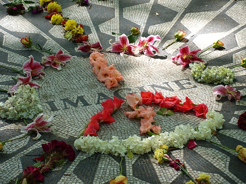 File:Strawberry Fields Memorial, NY 2008.jpg