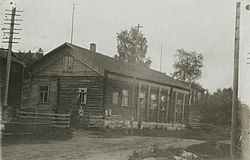 Korpilahden kirkonkylän työväentalo 6. elokuuta 1913.