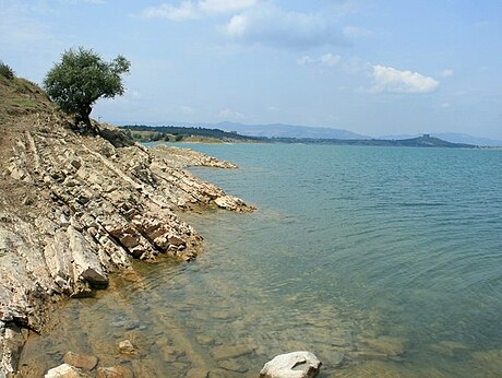 File:Tbilisi sea (lake).jpg