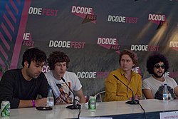 Yhtye vuonna 2012.