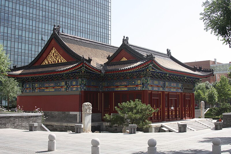 File:The Temple of the Town Deity in Beijing1.JPG