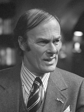 <span class="mw-page-title-main">Ton Lutz</span> Dutch actor and artistic leader (1919–2009)