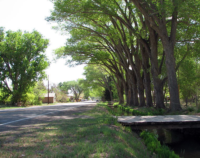 File:Torrey, Utah.jpg