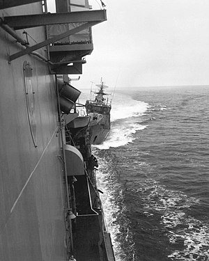 Сторожевой корабль Черноморского флота СКР-6 навалился на левый борт в кормовой части эсминца «Кэрон», 12 февраля 1988 года