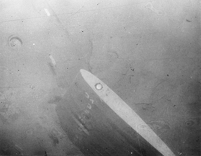 Overhead view of Thresher's upper rudder photographed from Mizar's deep towed vehicle.