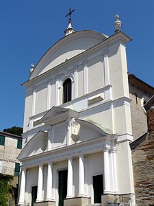 Uscio-biserica sant'ambrogio-fațadă.jpg