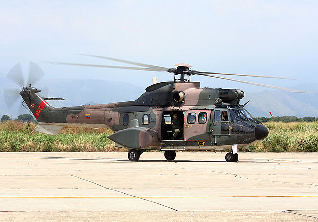 Burlas Transparentemente fotografía Archivo:Venezuela Air Force Eurocopter AS-332B1 Super Puma AADPR-1.jpg -  Wikipedia, la enciclopedia libre