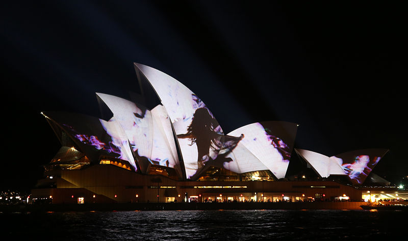 File:Vivid Sydney - Opera House sails (9003666792).jpg