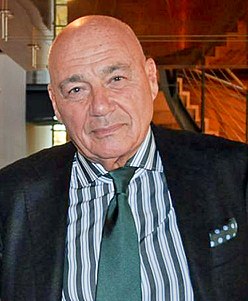 Vladimir Pozner 2013 04.jpg