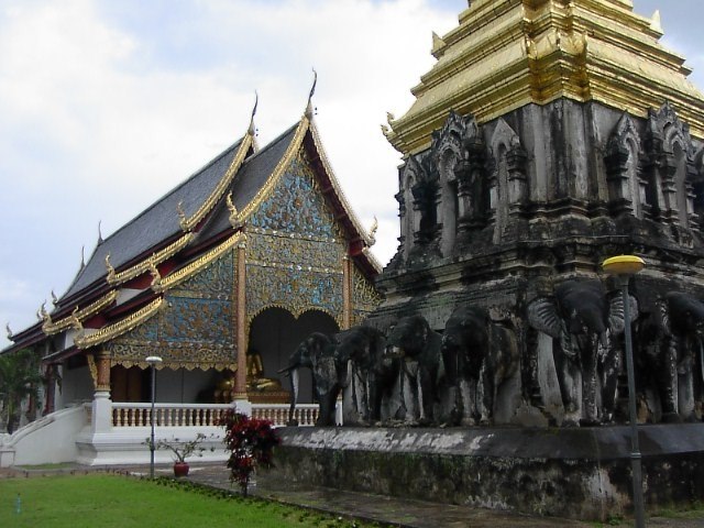 Wat Chiang Man, the first temple constructed in Chiang Mai (in 1297), a typical example of Lanna art