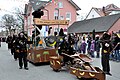 Wagen der Narrengruppe „Affen“