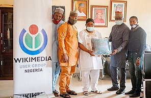 Wikimedia Nigeria executive with Ojo Bakare.jpg