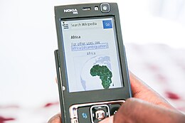 Wikipedia sur une fonctionnalité de base phone.JPG