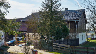 Wohnhaus eines ehemaligen Vierseithofes Striglerweg 10 Kurzeichet