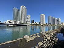 高島水際線公園より（2020年10月）