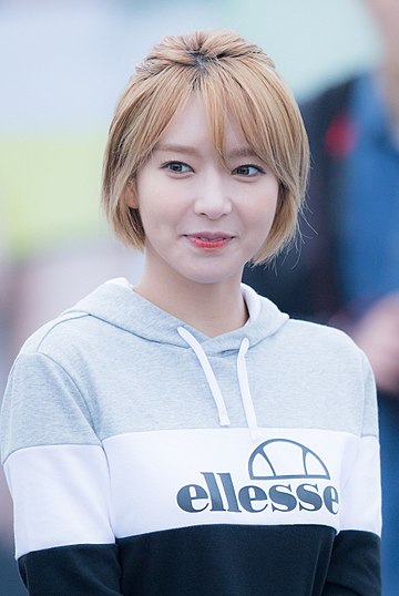 File:160408 엘레쎄 팬싸인회 AOA 06.jpg