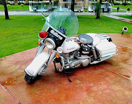 ไฟล์:1972_Harley-Davidson_Electra_Glide_Police_(Thai_SBB).jpg