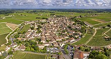 1 Saint-Émilion aerial pano 2016.jpg