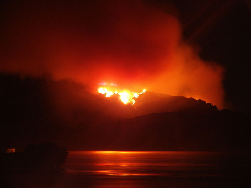 File:2008 Fire on Angel Island.jpg