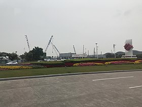 Canteiro de obras perto da estação do aeroporto HGH